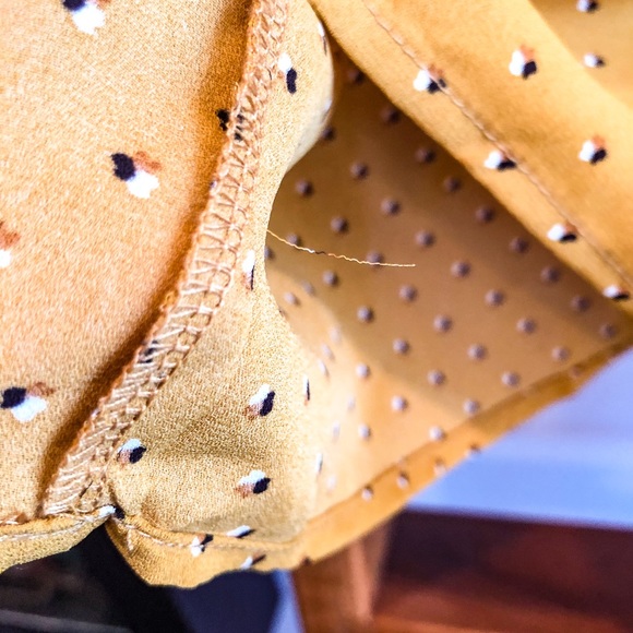 NWT Bobeau SZ S Flutter Sleeve Dot Motif Top! - Picture 6 of 7